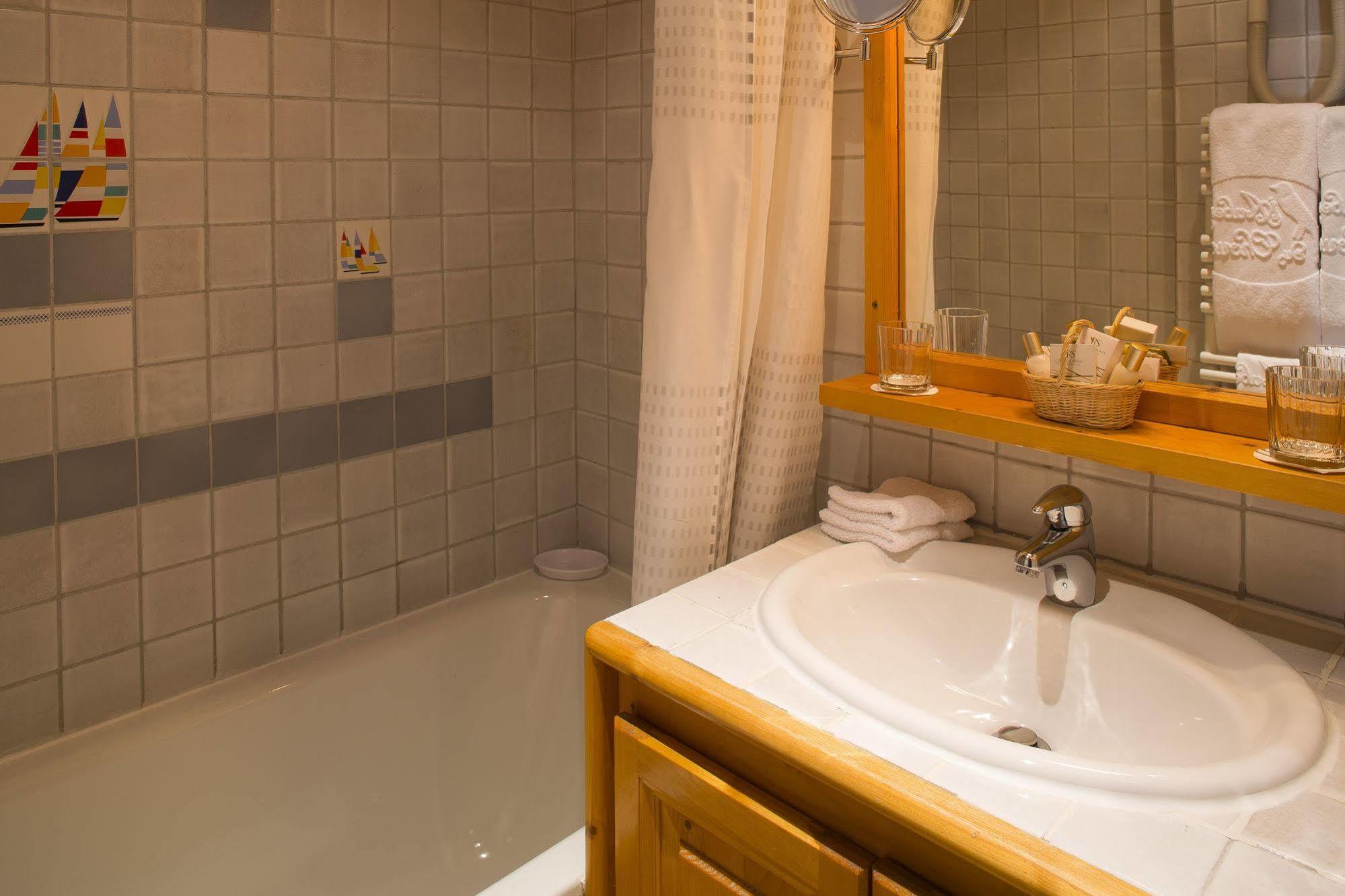Hotel L'auberge Du Choucas 4*